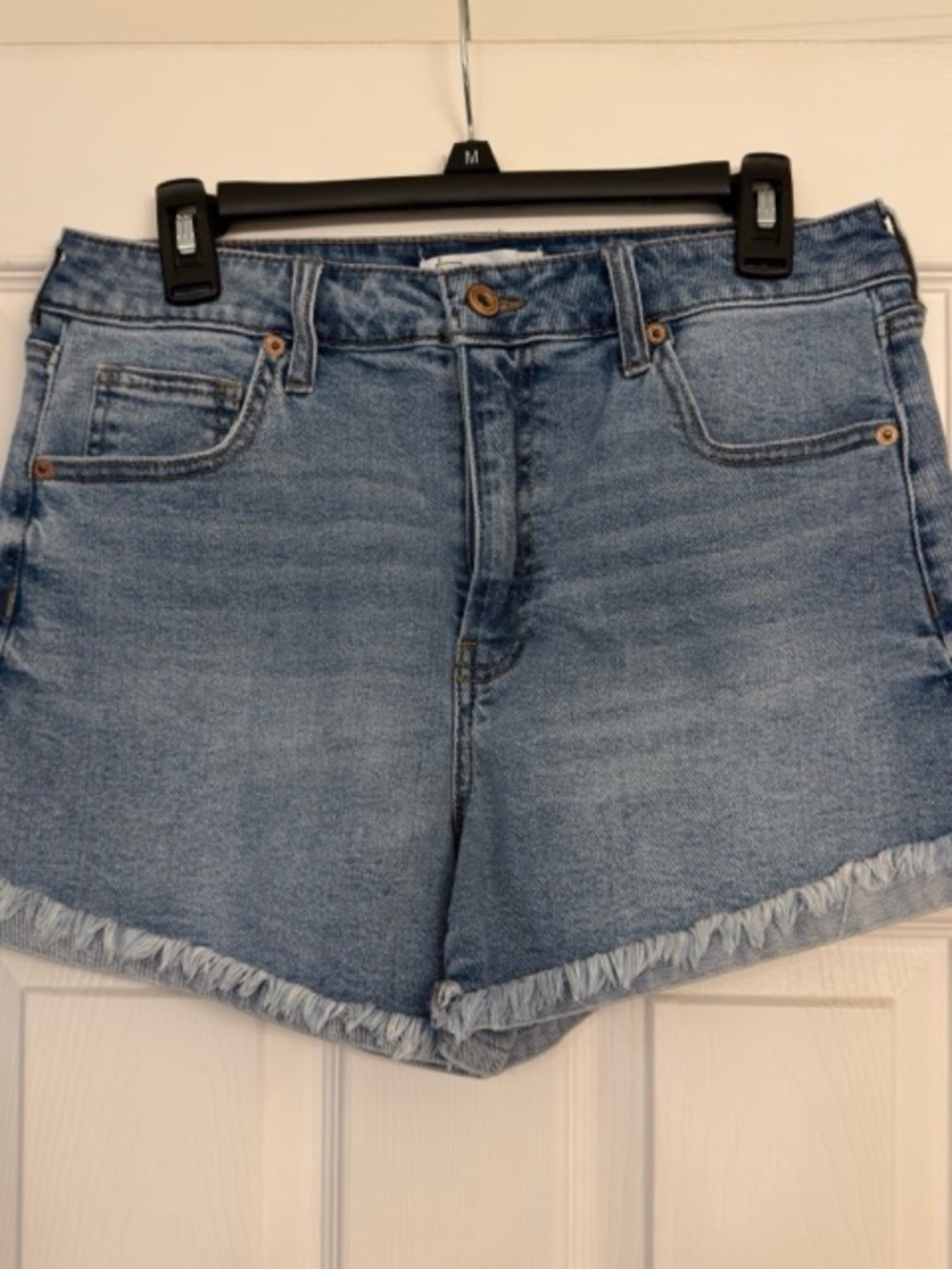 EUC RE Generation by Celebrity Pink High Rise Curvy Shorts Size 11/30